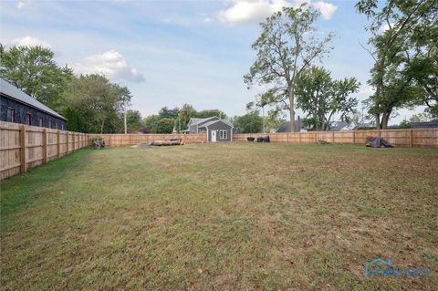 Tiny photo for 127 Bierley Avenue, Pemberville, OH 43450 (MLS # 6136908)