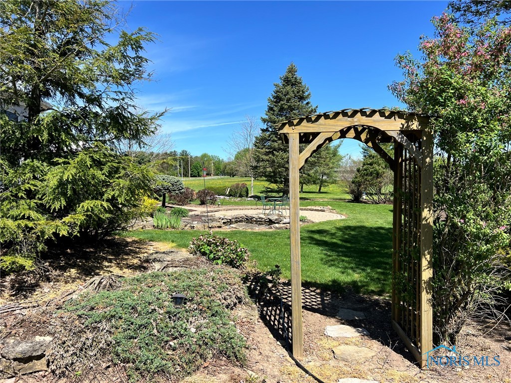 1815 S Napoleon Road, Harrod, Ohio image 14