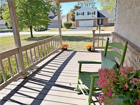 Tiny photo for 614 Pasteur Avenue, Bowling Green, OH 43402 (MLS # 6136984)