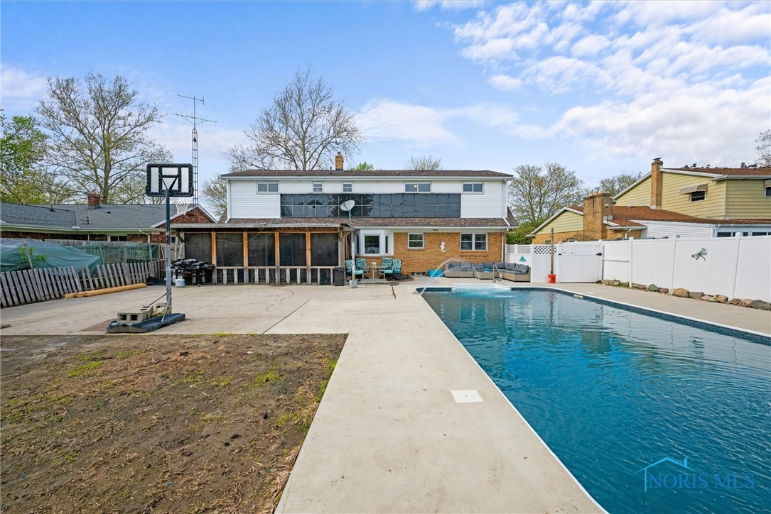 533 Regina Parkway, Toledo, Ohio image 32