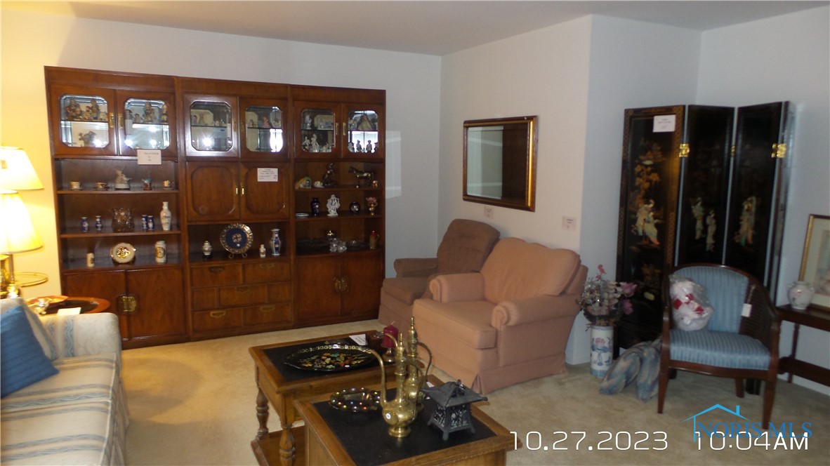 5815 Cresthaven Lane #5815, Toledo, Ohio image 4