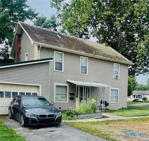 Multifamily For Sale - 203 203 1/2 E Crawford Street<br/> Wyandot County, Upper Sandusky, OH 43351