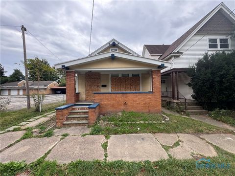 Photo of 170 Dexter Street, Toledo, OH 43608 (MLS # 6136105)