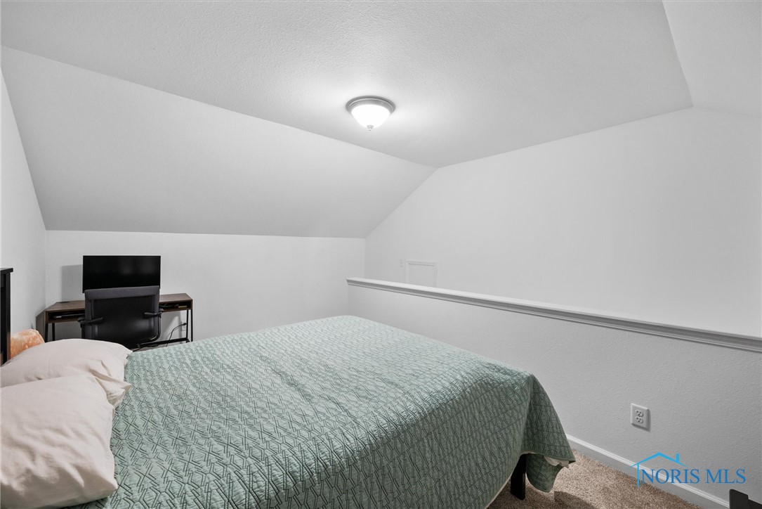 3012 Camelot Drive, Oregon, Ohio image 25