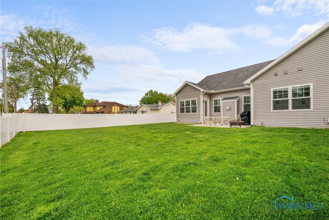 3012 Camelot Drive, Oregon, Ohio image 32