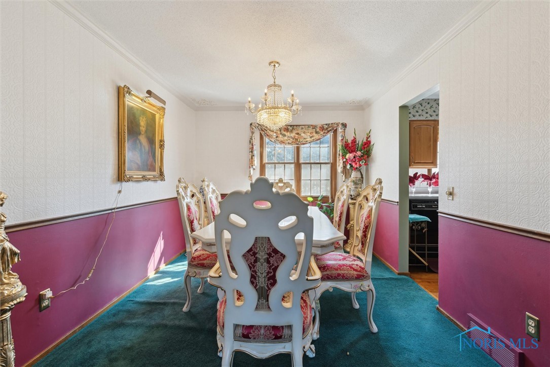 3858 Fairwood Drive, Sylvania, Ohio image 13