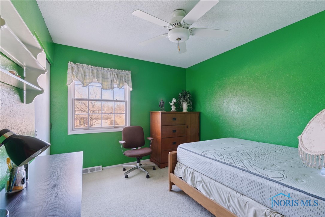 3858 Fairwood Drive, Sylvania, Ohio image 31