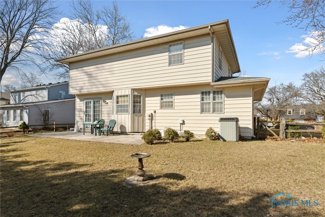 3858 Fairwood Drive, Sylvania, Ohio image 44