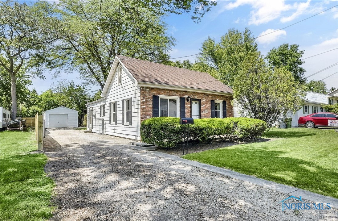 2101 Trailview Drive, Maumee, Ohio image 1
