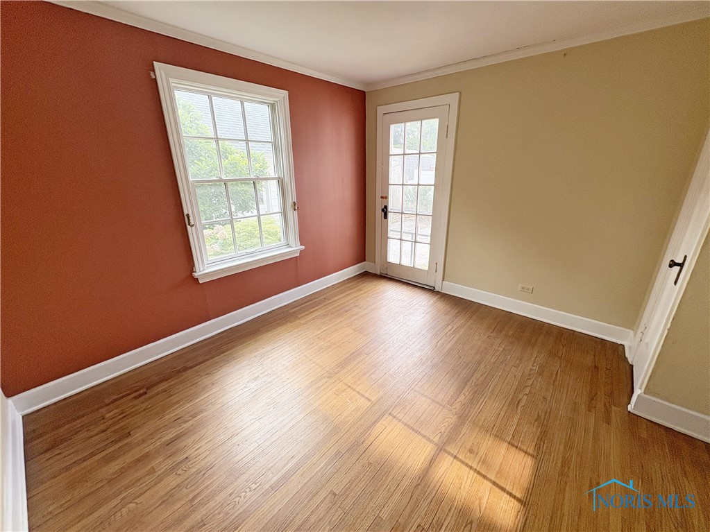 932 N Grove Street, Bowling Green, Ohio image 17