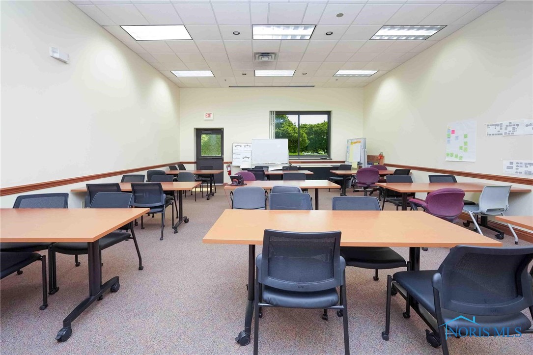 Findlay, Ohio 45840, United States, ,Residential,Active,162158