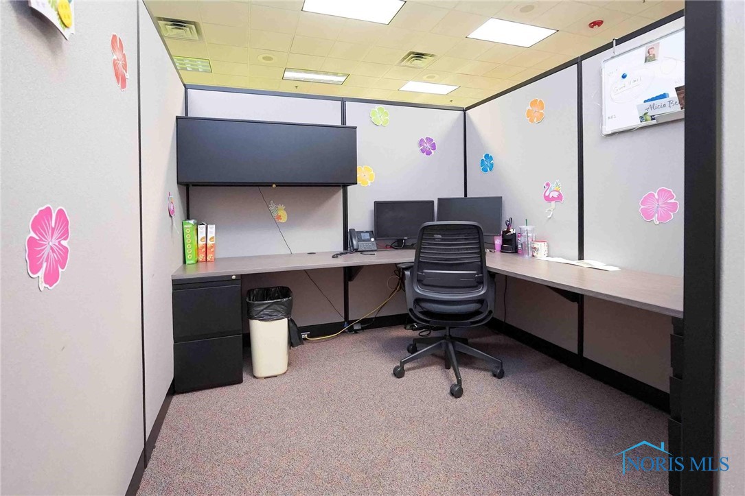 Findlay, Ohio 45840, United States, ,Residential,Active,162158