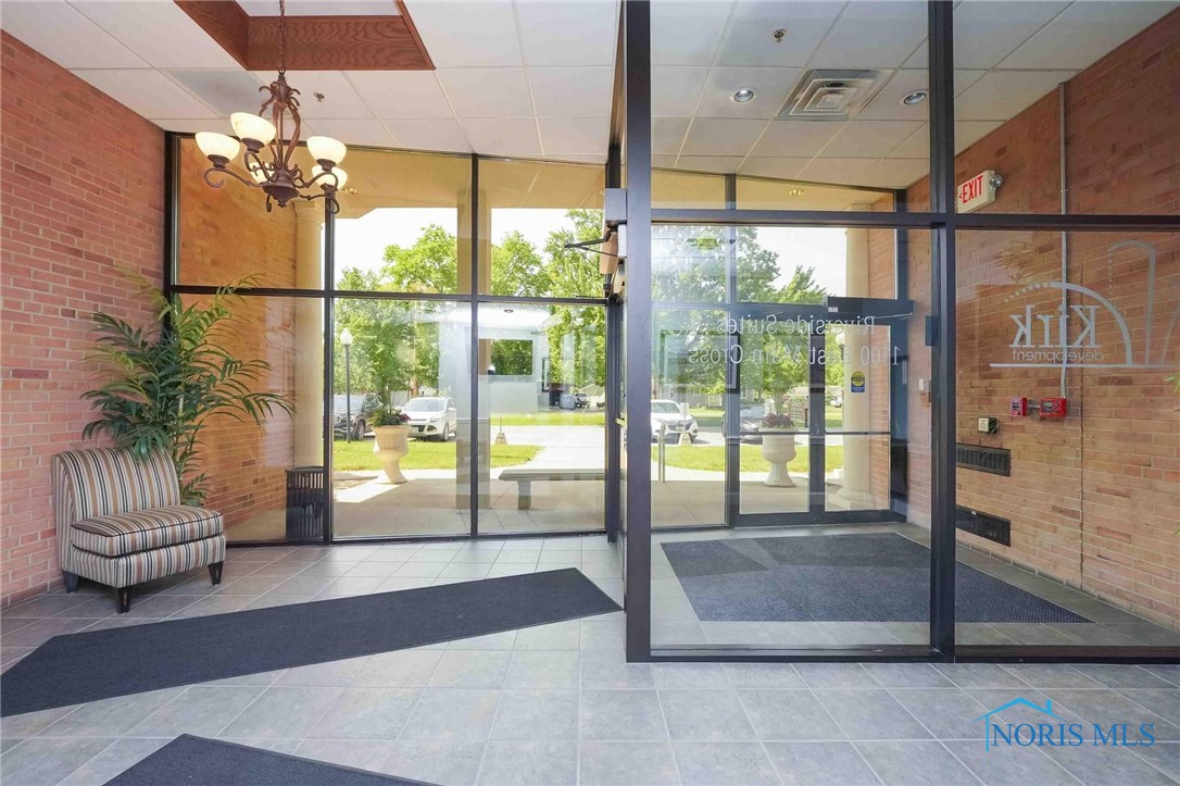 Findlay, Ohio 45840, United States, ,Residential,Active,162158