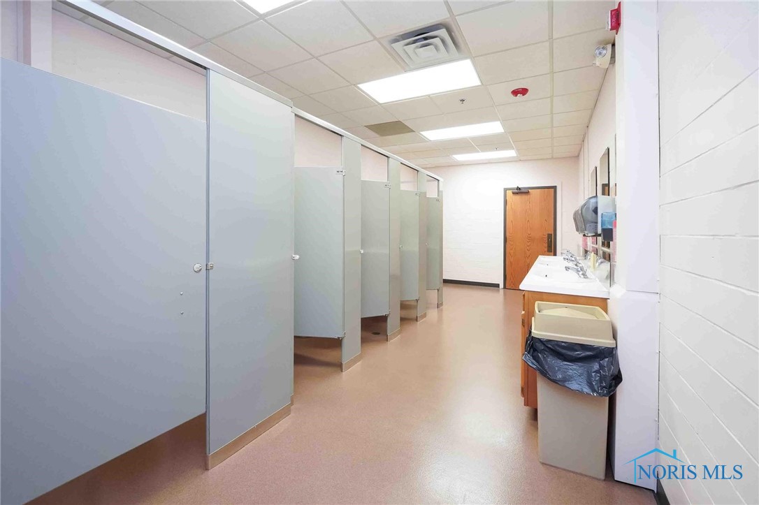 Findlay, Ohio 45840, United States, ,Residential,Active,162158