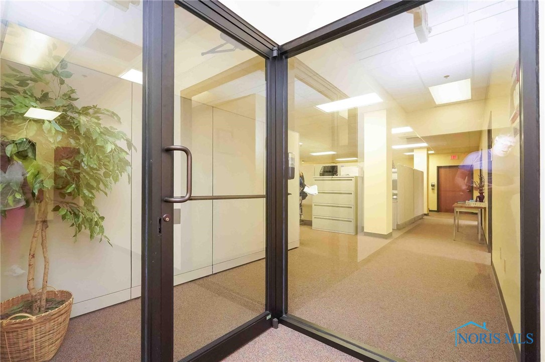 Findlay, Ohio 45840, United States, ,Residential,Active,162158