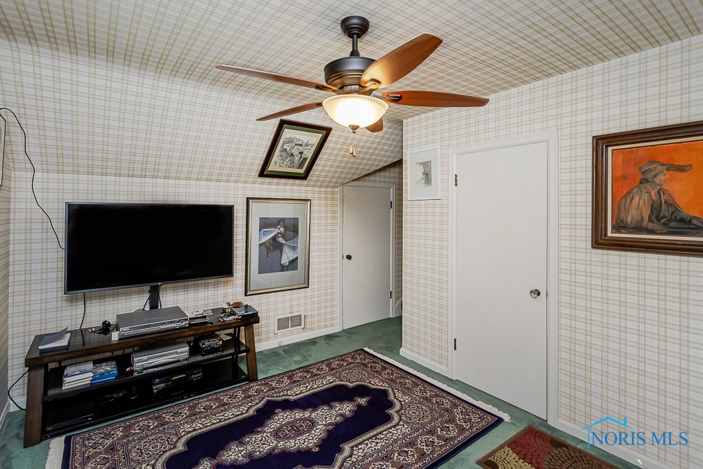 3868 W Bancroft Street, Ottawa Hills, Ohio image 43