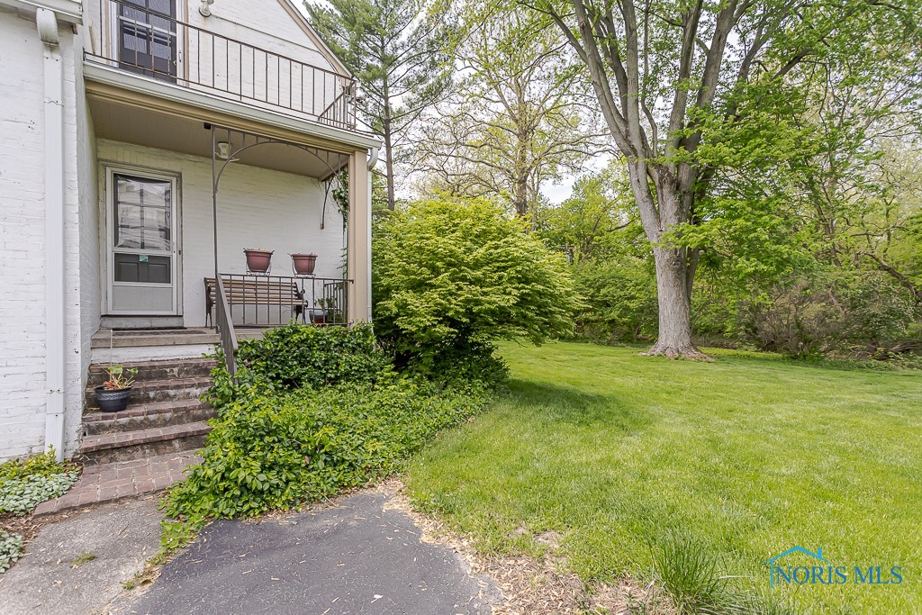 3868 W Bancroft Street, Ottawa Hills, Ohio image 6
