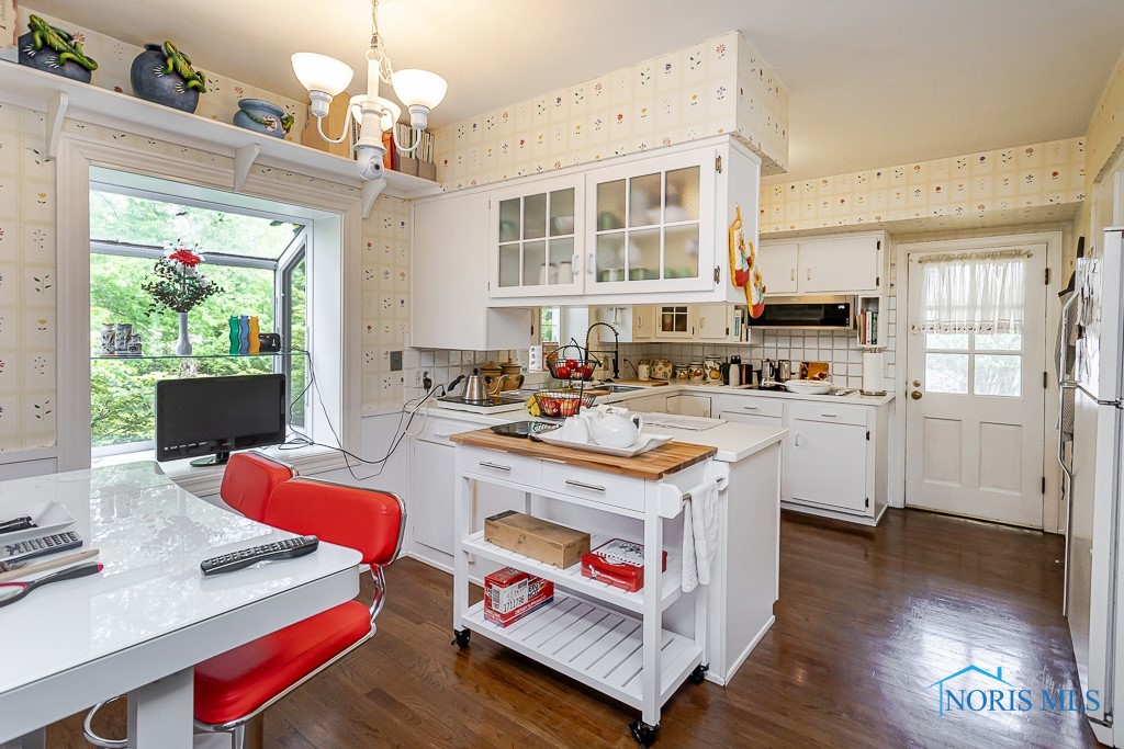 3868 W Bancroft Street, Ottawa Hills, Ohio image 26