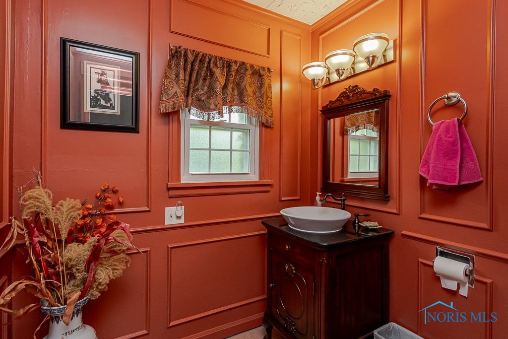 3868 W Bancroft Street, Ottawa Hills, Ohio image 31