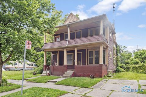 Multifamily For Sale - 2360 Maplewood Avenue<br/> Lucas County, Toledo, OH 43620