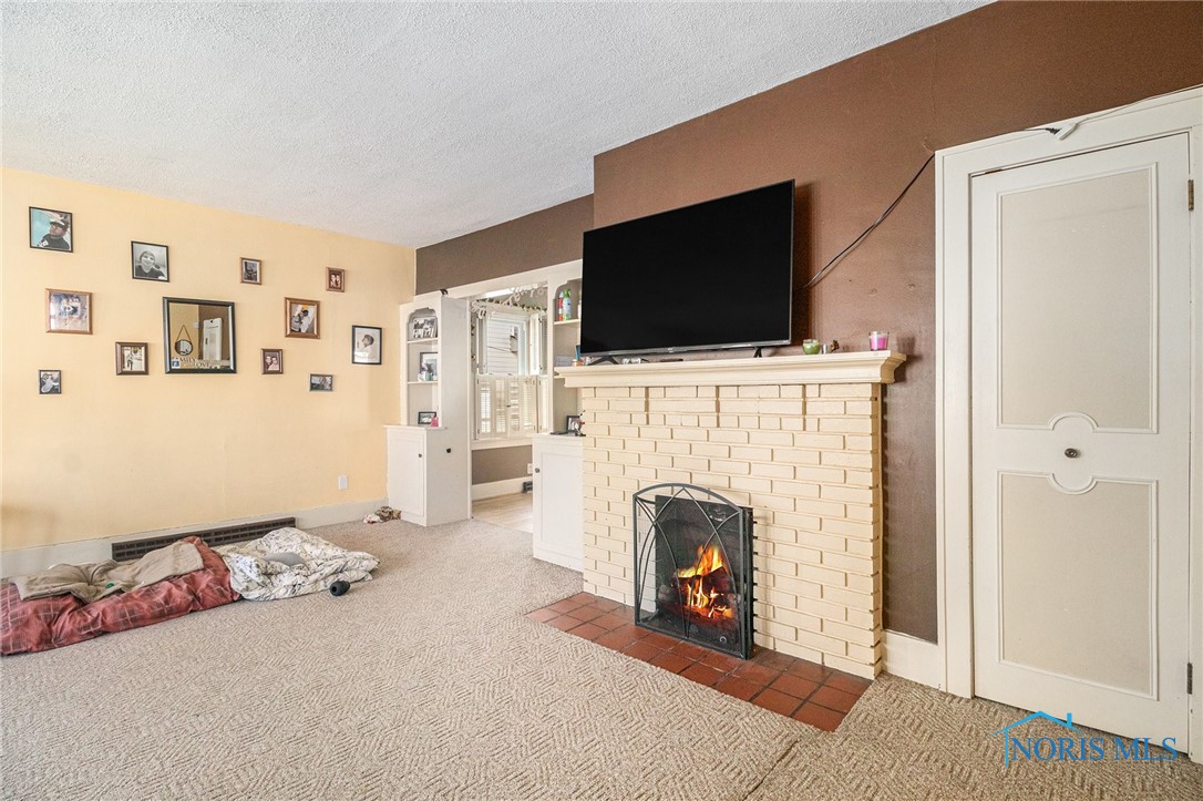 820 Rawson Avenue, Fremont, Ohio image 5