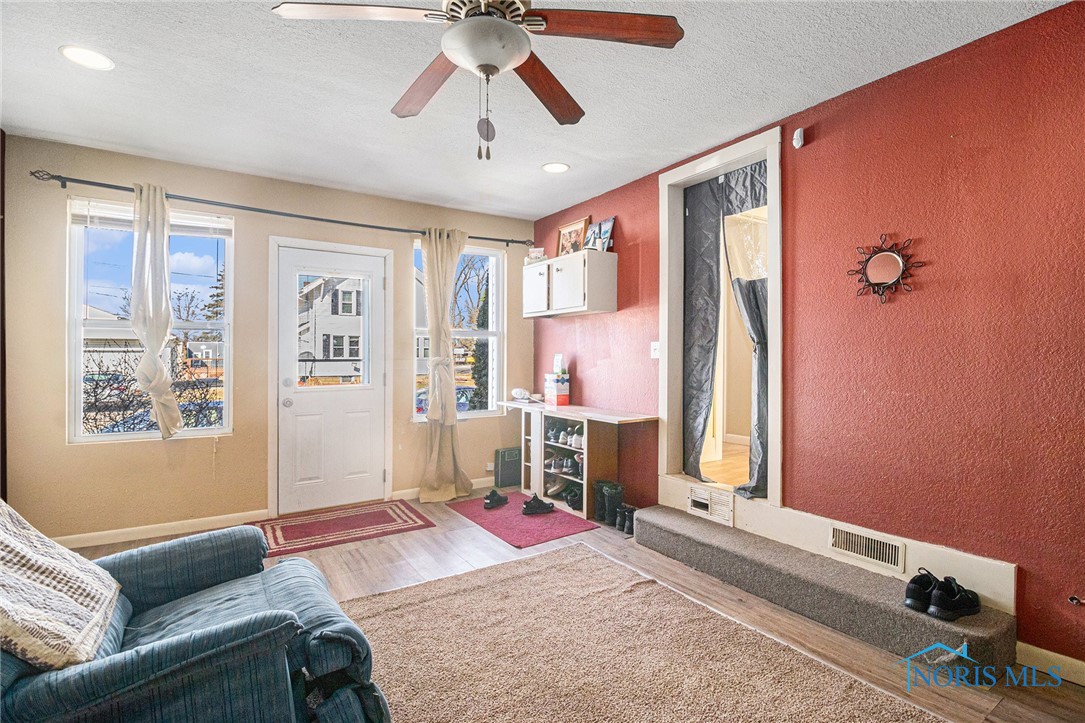 820 Rawson Avenue, Fremont, Ohio image 12