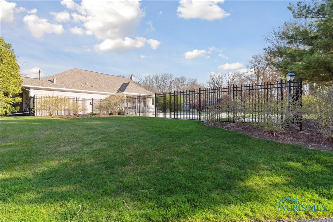 2322 Whispering Pines Drive #7-2322, Toledo, Ohio image 45