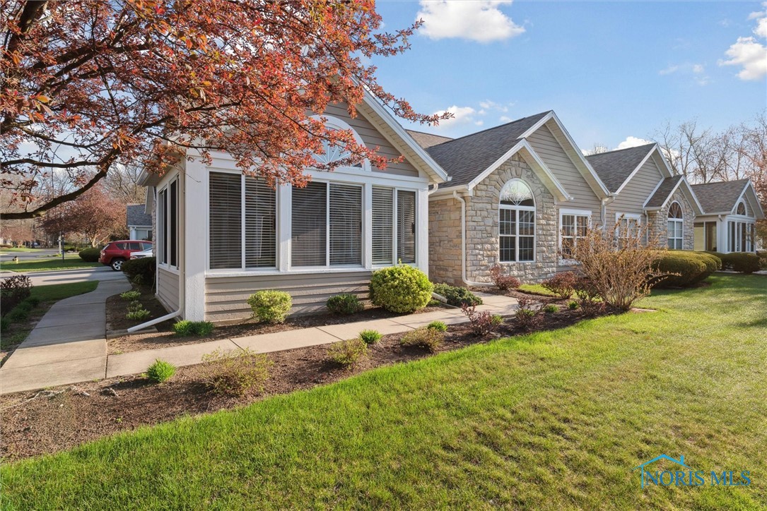 2322 Whispering Pines Drive #7-2322, Toledo, Ohio image 3
