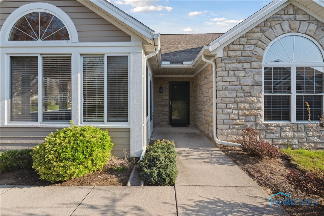 2322 Whispering Pines Drive #7-2322, Toledo, Ohio image 5
