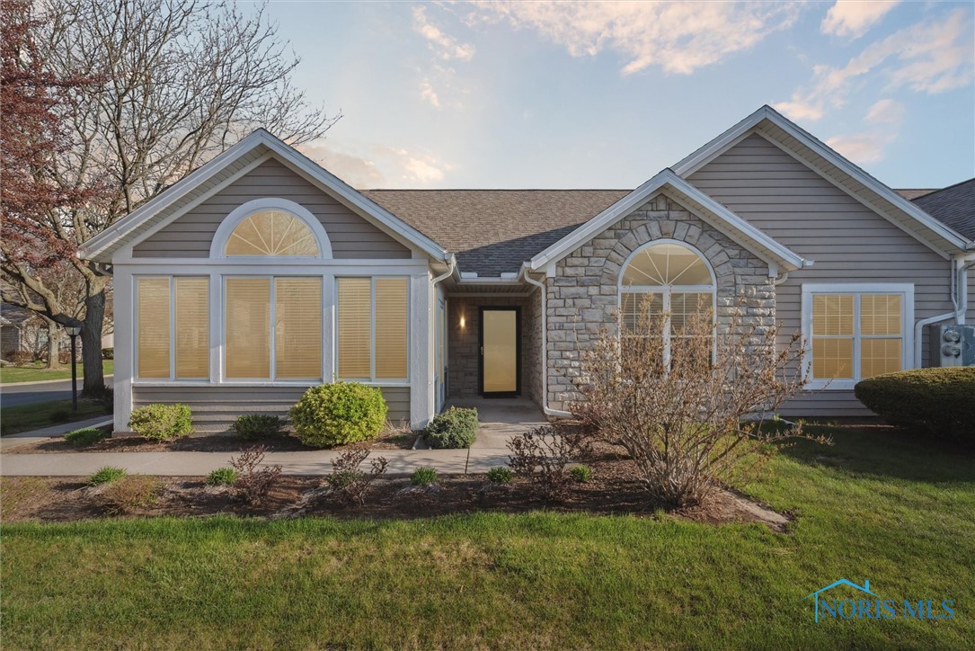 2322 Whispering Pines Drive #7-2322, Toledo, Ohio image 1