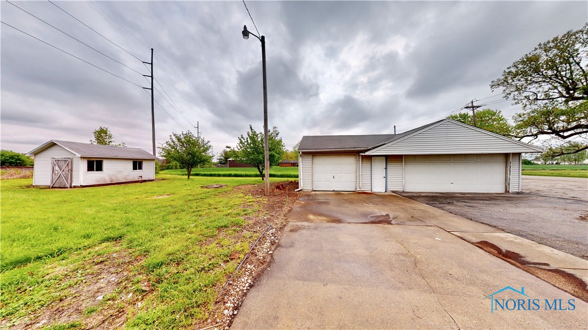 30002 Oregon Road, Perrysburg, Ohio image 41