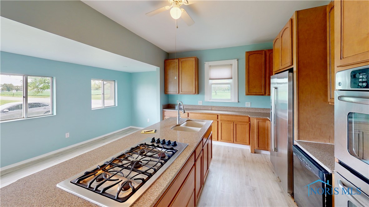 30002 Oregon Road, Perrysburg, Ohio image 25
