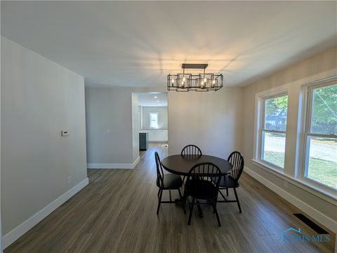 Tiny photo for 326 Ottawa Street, Elmore, OH 43416 (MLS # 6136782)