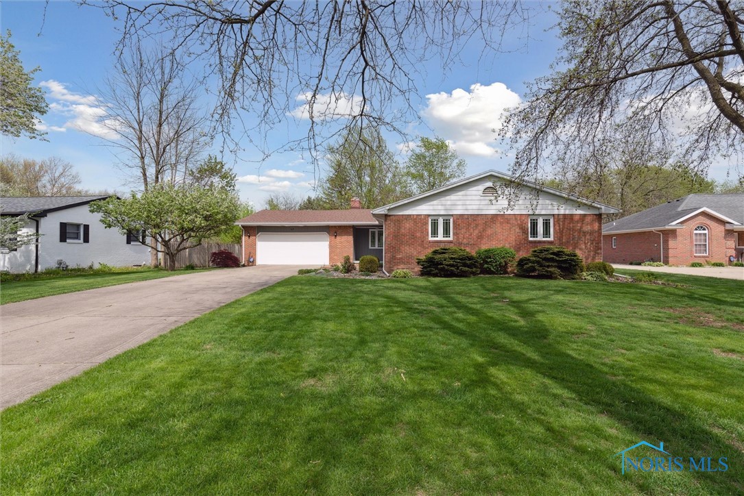 917 Pine Street, Perrysburg, Ohio image 2