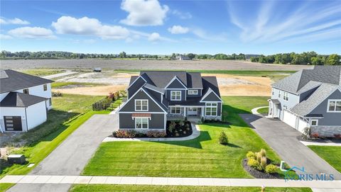 Photo of 113 OLD DOVER Road, Perrysburg, OH 43551 (MLS # 6134829)
