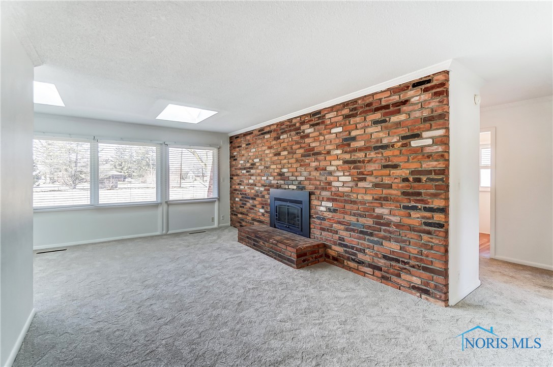 1028 Miller Road, Northwood, Ohio image 3