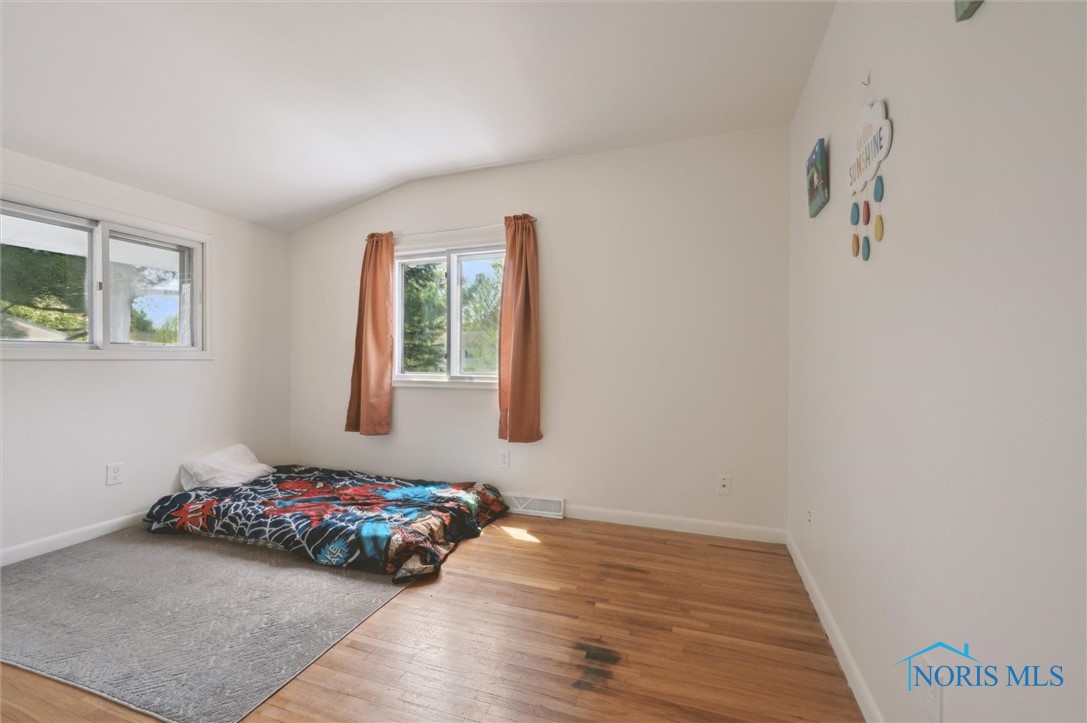 3736 Dewlawn Drive, Toledo, Ohio image 21