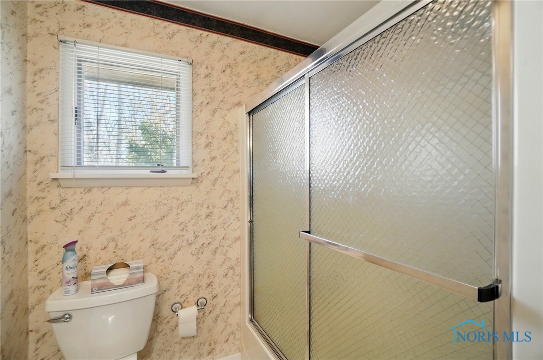 633 W Front Street, Perrysburg, Ohio image 38