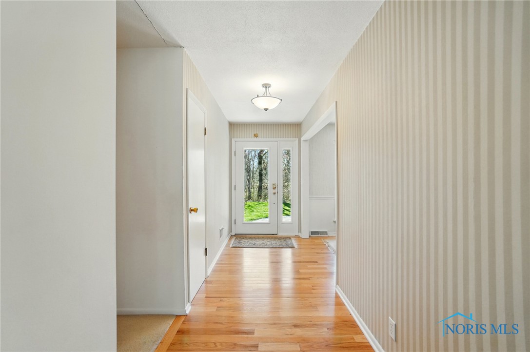 633 W Front Street, Perrysburg, Ohio image 3