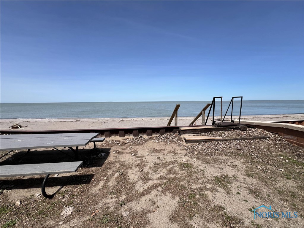 10103 W Locust Point Road, Oak Harbor, Ohio image 11
