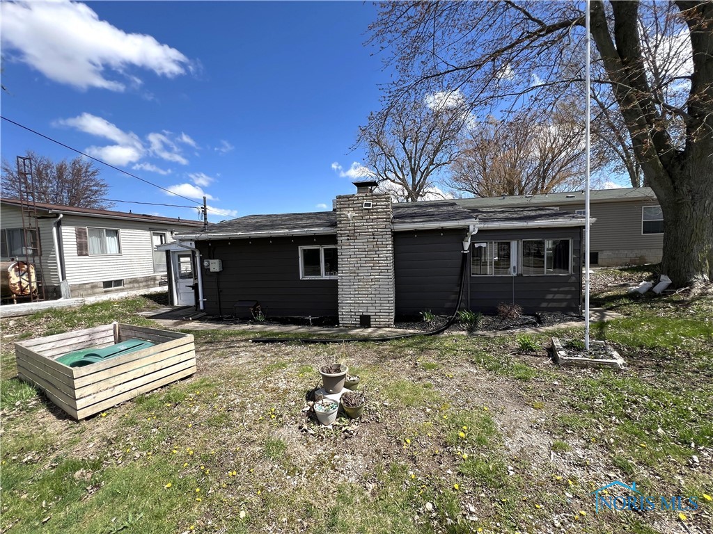 10103 W Locust Point Road, Oak Harbor, Ohio image 2