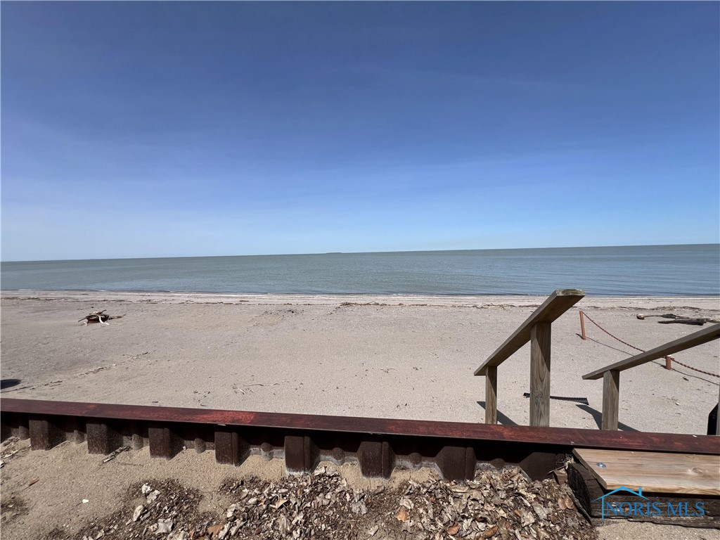 10103 W Locust Point Road, Oak Harbor, Ohio image 13