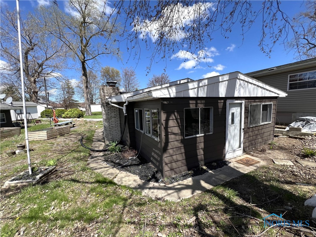 10103 W Locust Point Road, Oak Harbor, Ohio image 1