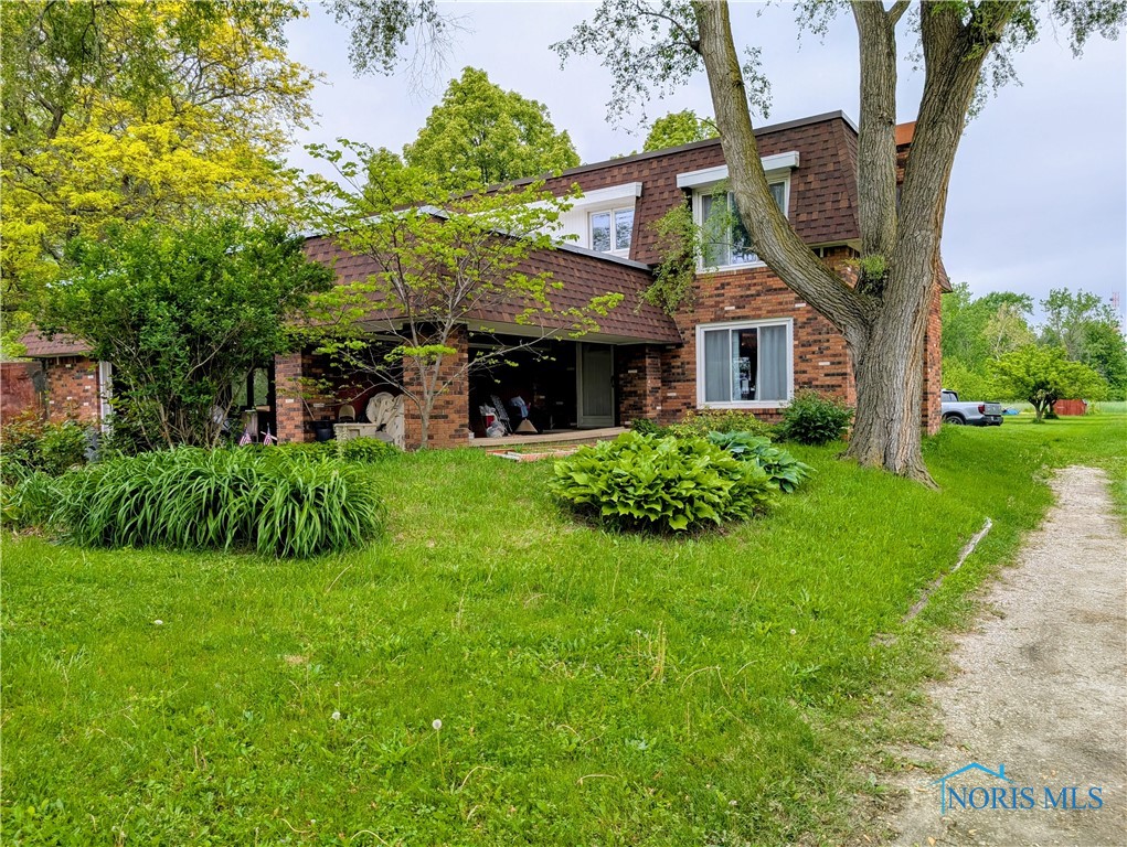 5401 Pickle Road, Oregon, Ohio image 1