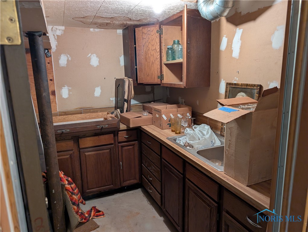 5401 Pickle Road, Oregon, Ohio image 29