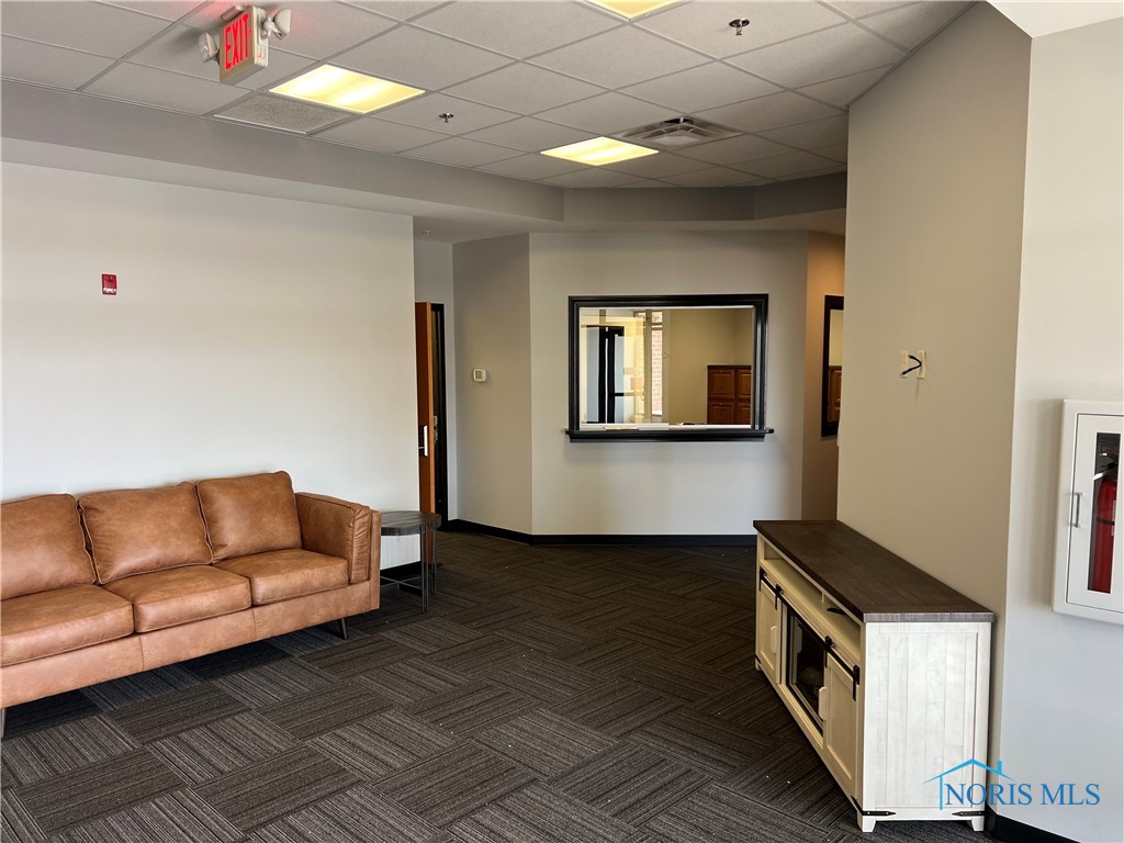 Findlay, Ohio 45840, United States, ,Residential,Active,223685