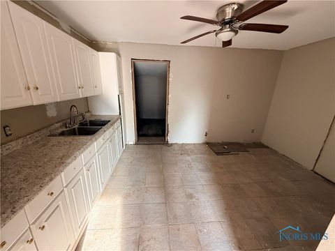 Tiny photo for 224 S Keyser Avenue, Deshler, OH 43516 (MLS # 6136182)