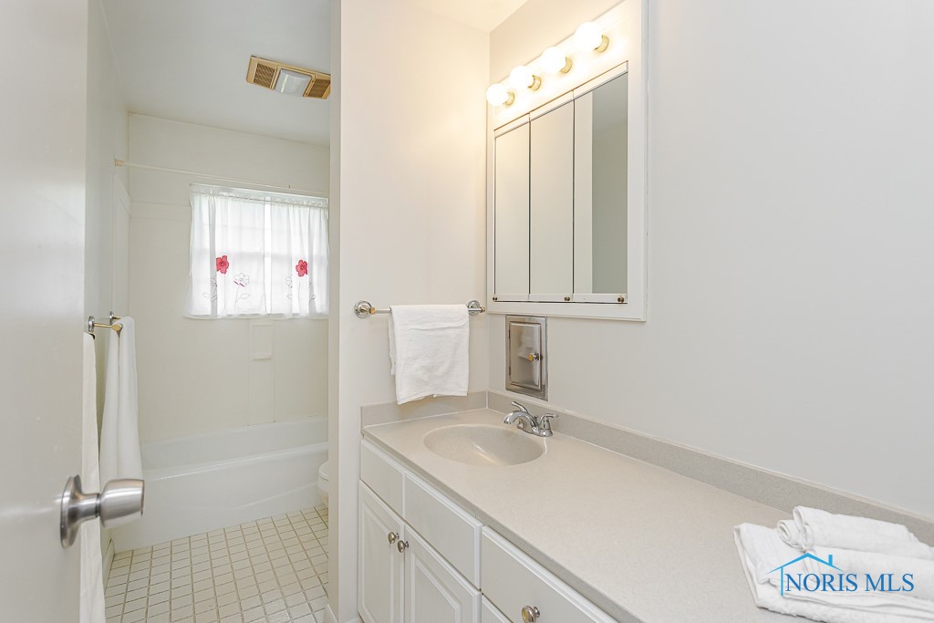 1201 Birch Avenue, Maumee, Ohio image 30