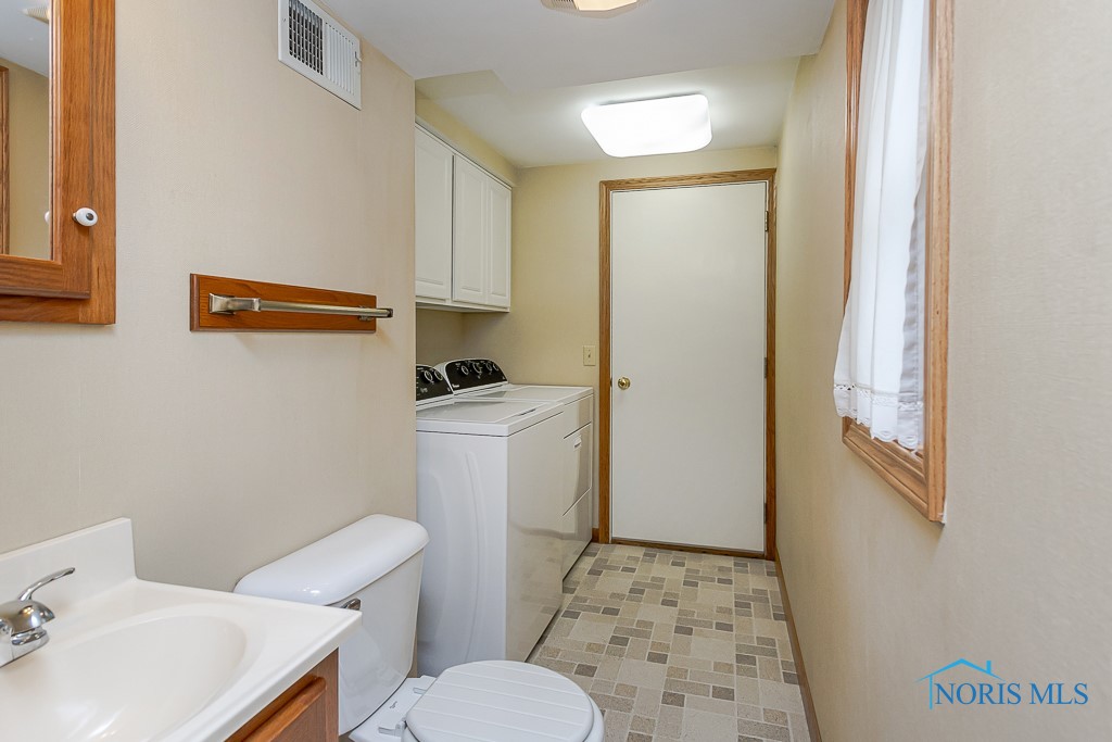1201 Birch Avenue, Maumee, Ohio image 37
