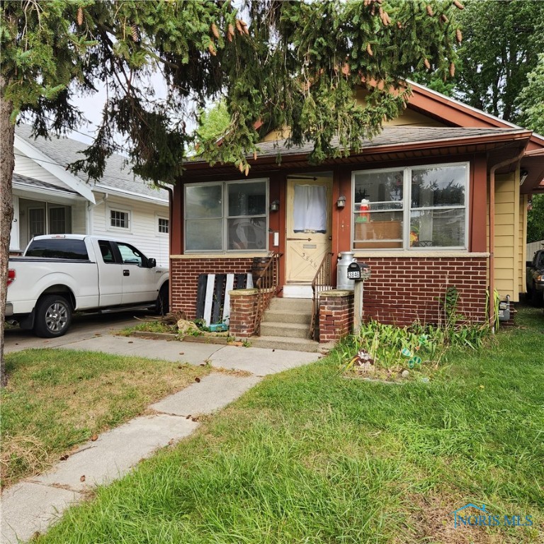 Photo 1 of 17 of 3846 Almeda Drive house